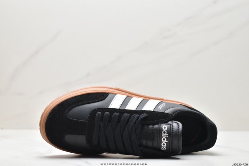 Adidas Sneakers